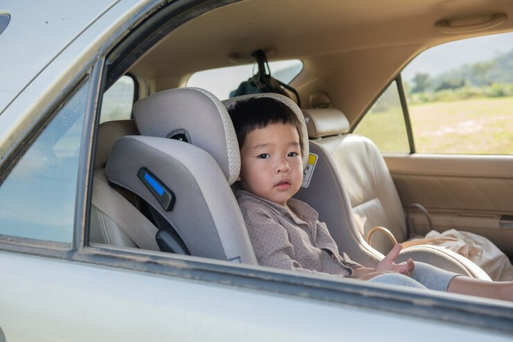 Key factors to consider when choosing the perfect R129 i-Size car seat.