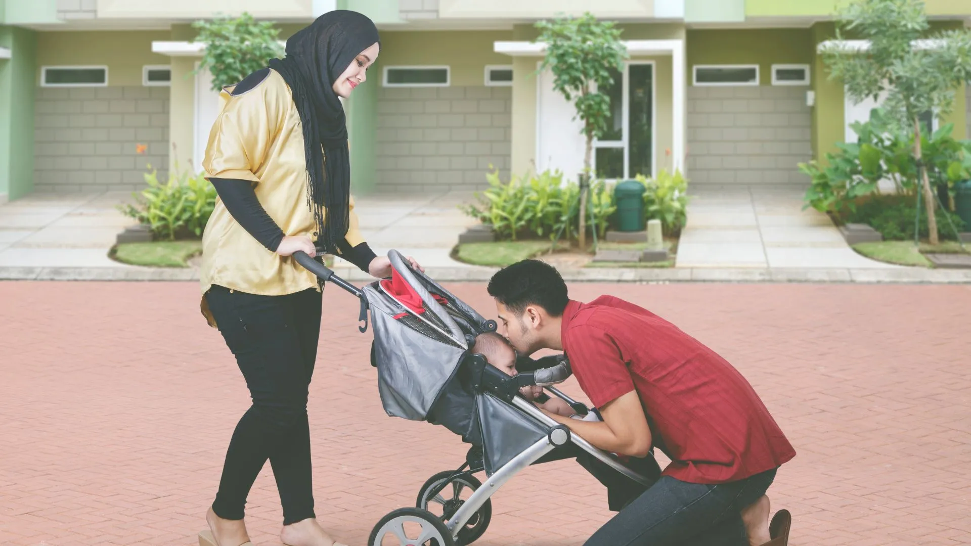 parents and children ready to travel