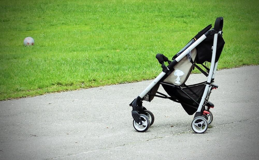 5 Travel-Friendly Baby Products You’ll Be Glad You Packed 8 A baby stroller that is useful and easy to handle during your holiday getaway.